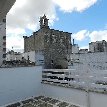 Casa Corte Con Terrazza Taviano  Buitenkant foto